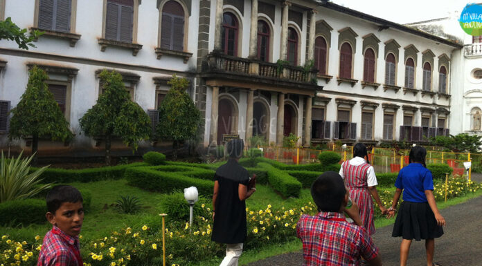 2013_E_Field_Trip_Of_Churches_And_Covenants_of_Goa_watermark (1)